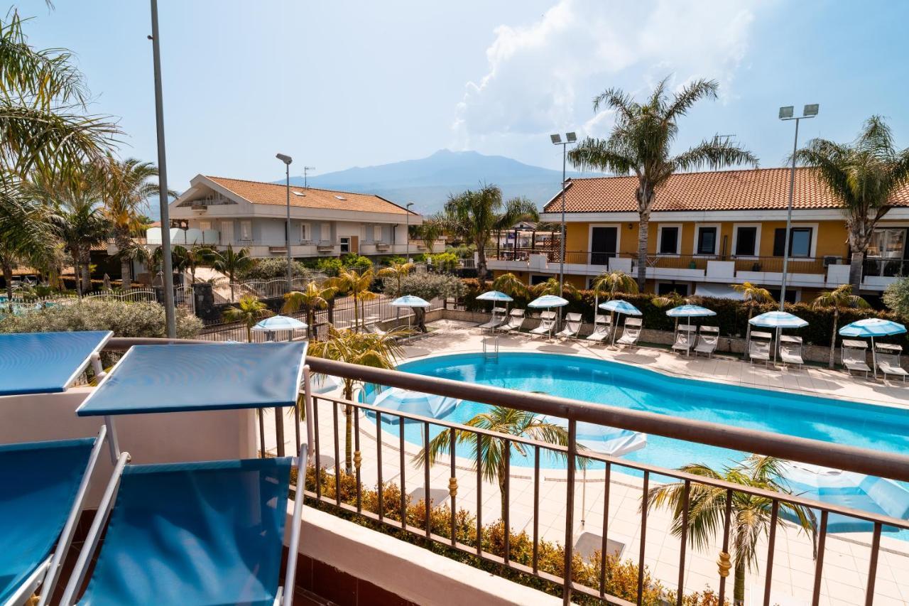 Le Ville Della Contea -Vacation Rentals Mascali Exterior foto